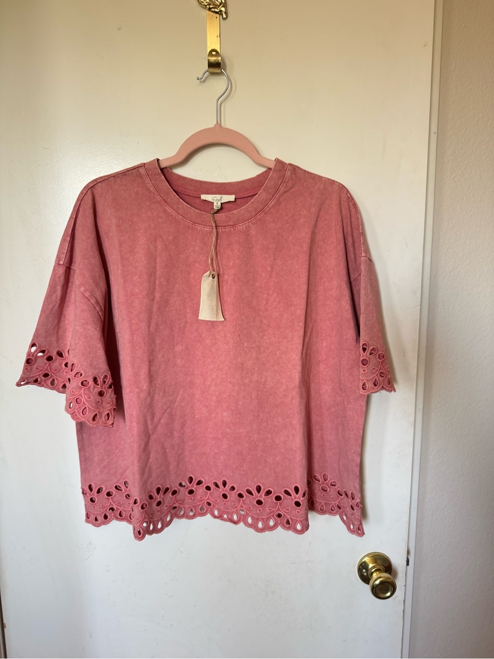 easel Mineral Washed Rose Pink Short Sleeve Eyelet Hem Top